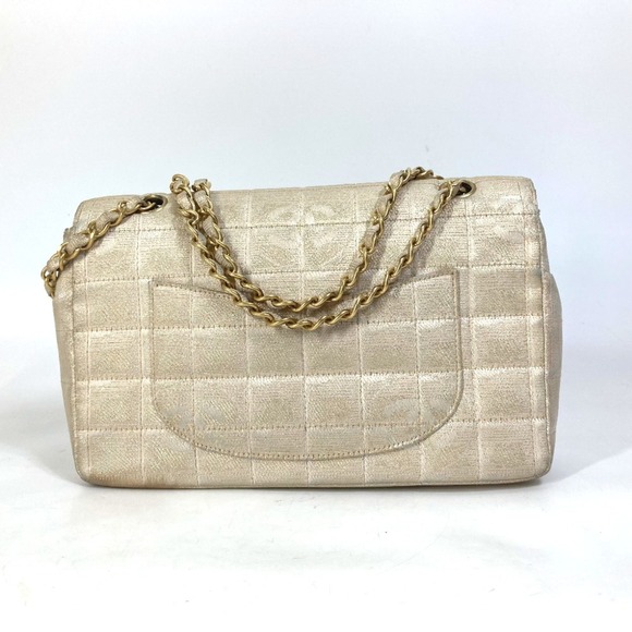 CHANEL Beige Shoulder Bag - Picture 2 of 16